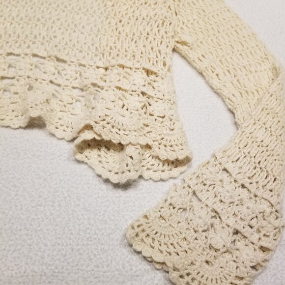 Vintage Beige Crochet Cropped Cardigan Scalloped Hem Flared/Bell Sleeves Bolero - Picture 10 of 13